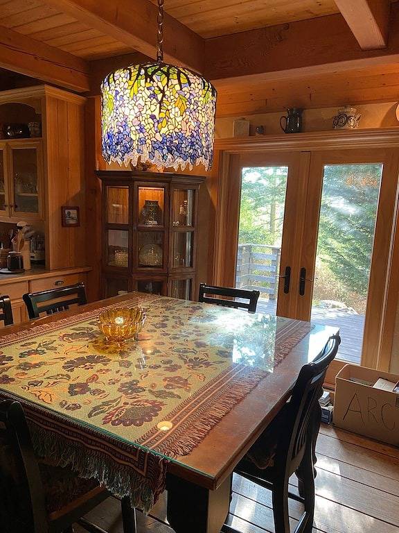 Woods Lake Cottage in San Juan Island