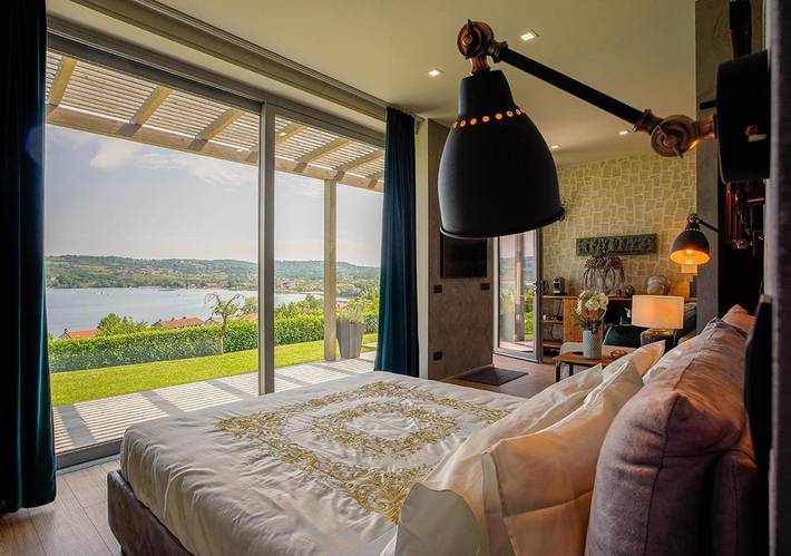 B&b per 2 persone, con Terrazza e Idromassaggio nonché Giardino e Panorama a Viverone