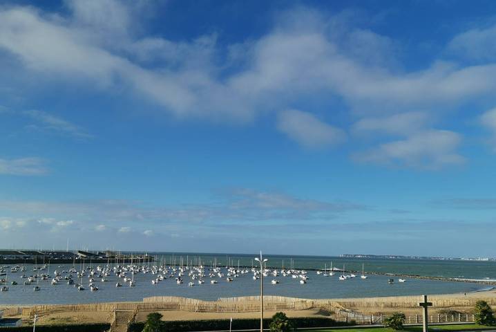 Gîte pour 6 personnes, avec balcon dans Port D Echouage Pornichet