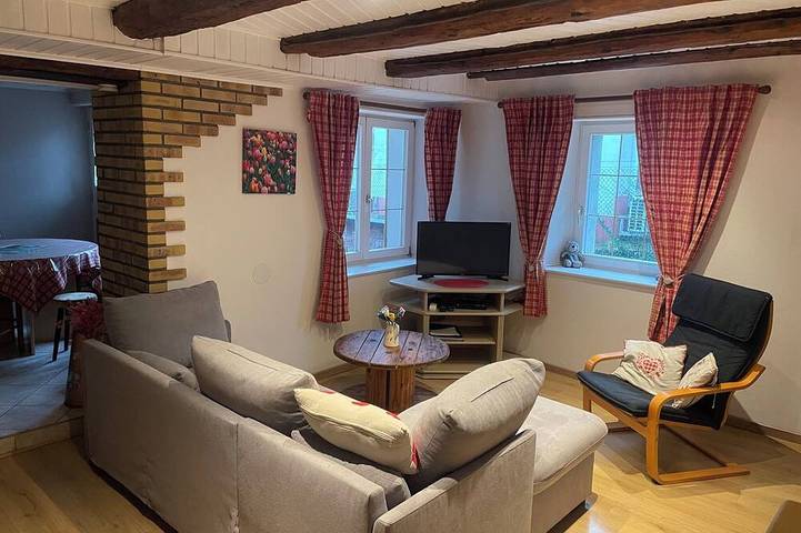 Ganze Wohnung, Traditionelle Unterkunft in einem typisch elsässischen Haus in Osenbach, Regionaler Naturpark Belchen der Vogesen