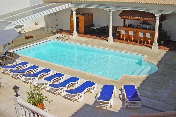 Maison de vacances pour 14 personnes, avec jardin et jacuzzi ainsi que piscine et balcon - 1