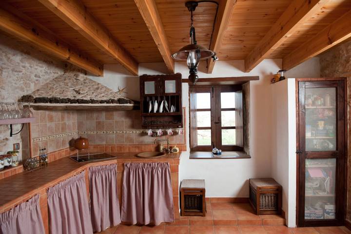 Casa Canaria con Piscina Climatizada Privada in Tuineje, Fuerteventura