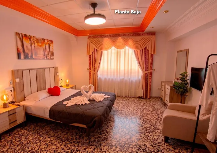 Ferienhaus für 6 Personen, mit Terrasse und Pool sowie Ausblick, mit Haustier - 1