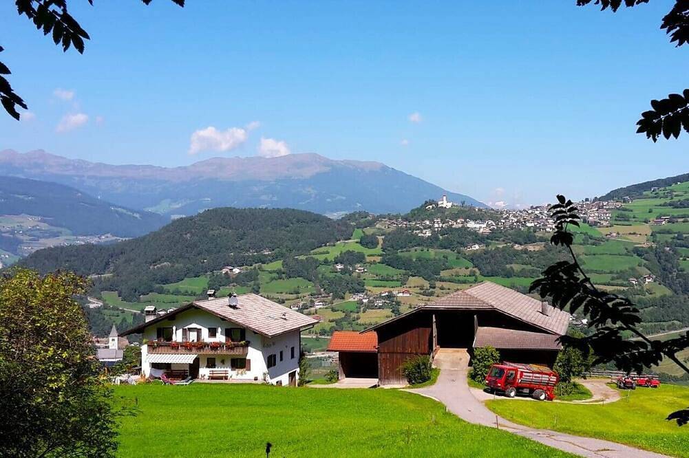 Ganze Wohnung, Einfache Unterkunft in ruhiger Lage mitten in der Natur in Tagusens, Kastelruth