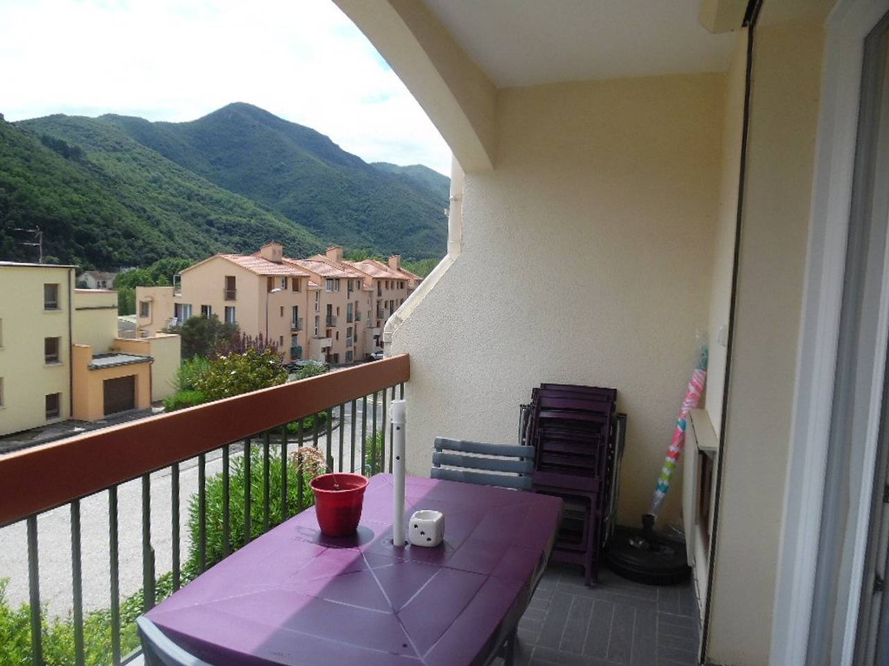 Ganze Wohnung, F2 Amélie-les-Bains, 4 Couchages, Balcon, Parking, Près des Thermes in Montbolo, Céret und Umgebung