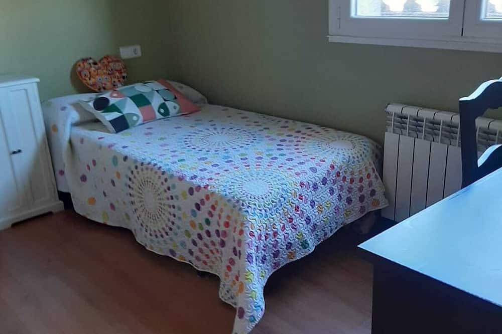 Ganze Wohnung, Duplex en el Centro de Carballo in Carballo, Costa de Galicia