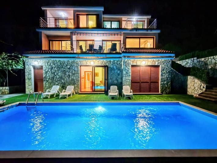 Ferienhaus für 10 Personen, mit Garten in Rijeka