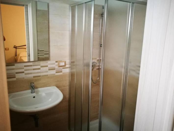 Chambre d’hôte pour 2 personnes, avec terrasse et vue à Parabita - 2