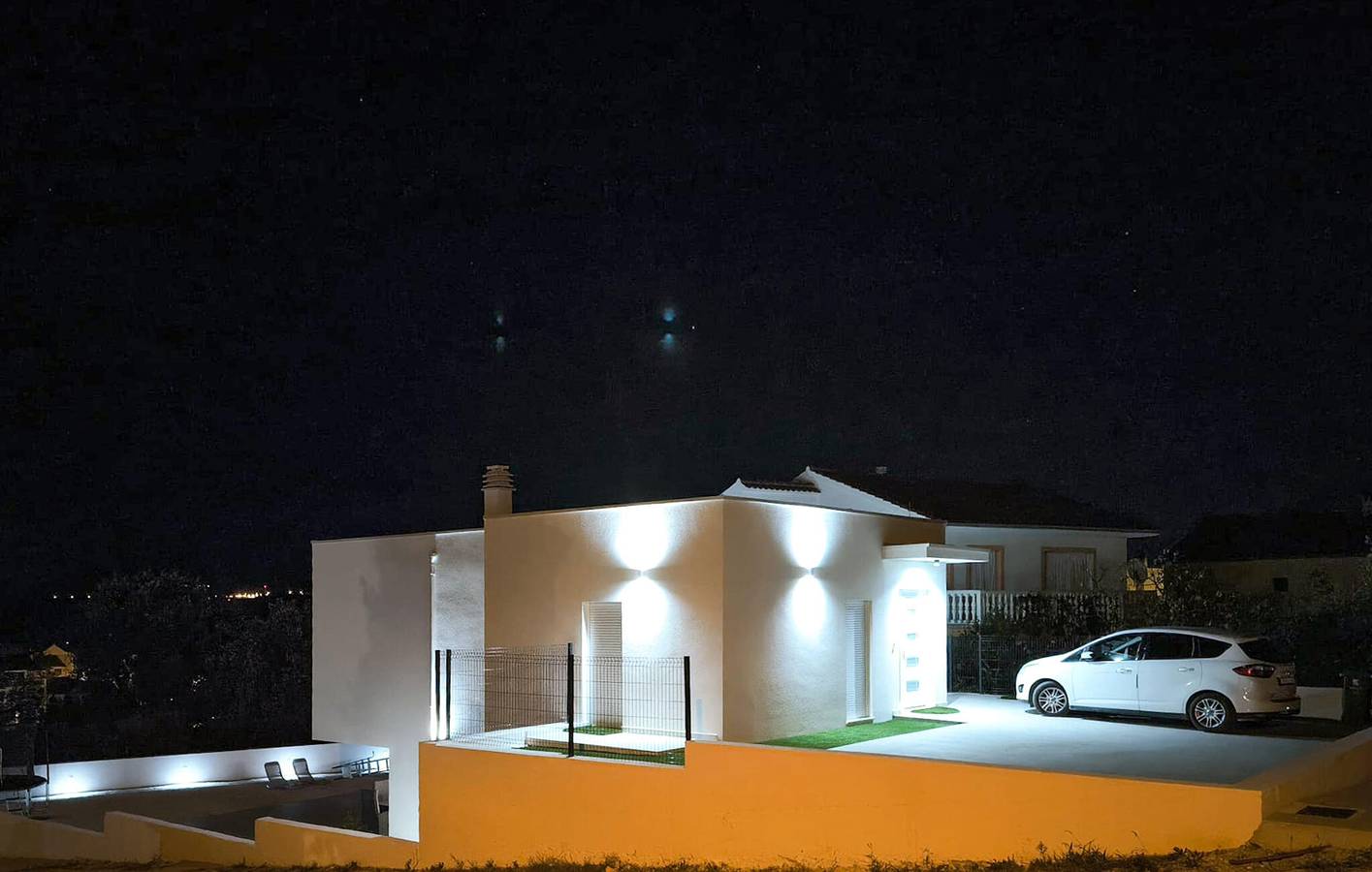 Charmante 2-Zimmer-Wohnung mit Meerblick, Terrasse und moderner Ausstattung in Raslina, Šibenik-Knin