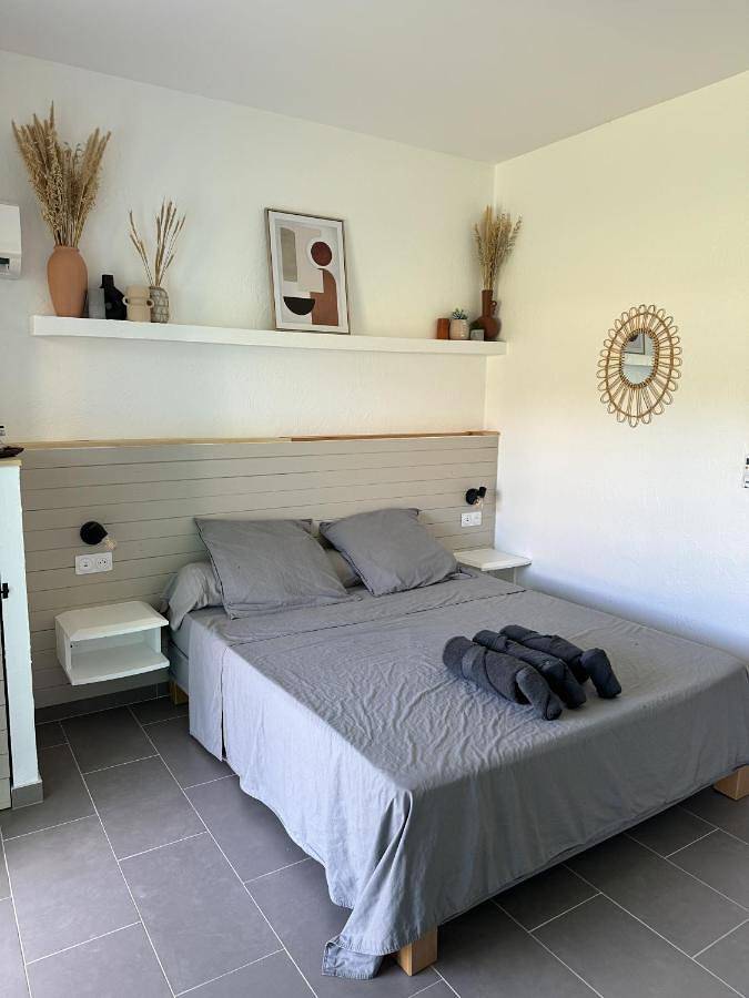 Gîte pour 3 personnes, avec jardin dans Plage de Folle Anse - 4