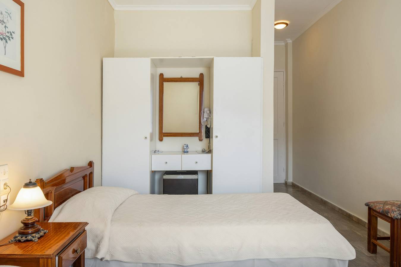 Bed and Breakfast 'Room No 6' with Sea View, Wi-Fi and Air Conditioning in Kalymnos