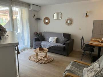 Gîte pour 4 personnes, avec vue ainsi que piscine et balcon dans Thermes de Digne les Bains