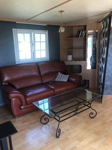 Gîte pour 5 personnes, avec terrasse ainsi que piscine et vue, animaux acceptés à Damiatte - 2