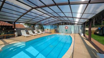 Casa rural para 4 personas, con vistas además de jardín y piscina, Se admiten mascotas en Provincia de La Coruña