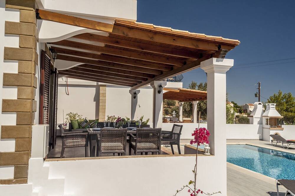 Ferienhaus mit Pool und atemberaubenden Meerblick in Kalathos, Rhodos