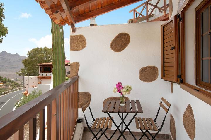 Casa de huéspuedes para 2 personas, con Balcón y Jardín en Santa Lucía de Tirajana