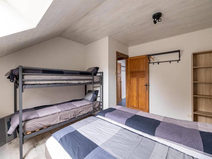 Location de vacances pour 10 personnes, avec vue et jardin à Dinant - 2