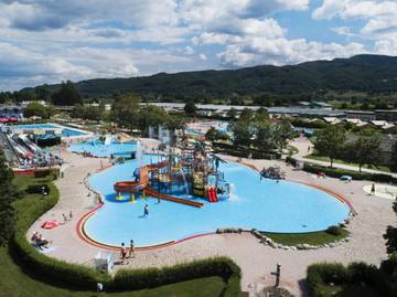 Ferienhaus für 7 Personen, mit Pool, mit Haustier in Slowenien