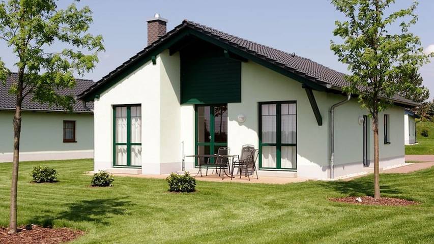 Ferienhaus für 4 Personen, mit Pool und Sauna sowie Terrasse in Markkleeberg