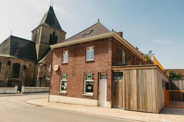 Gîte pour 6 personnes, avec sauna ainsi que vue et balcon à Zwalm