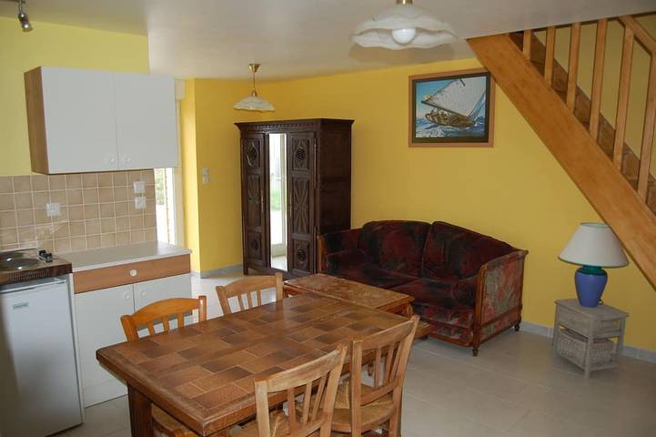 Gîte pour 4 personnes, avec Jardin à Cast - 4