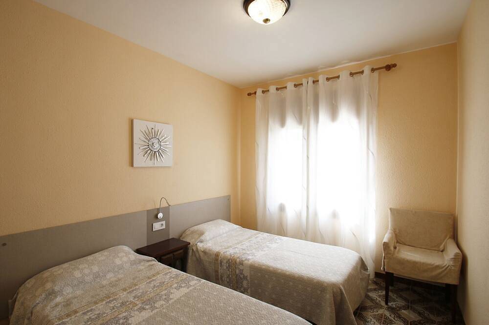 Villa Fortuna by Parc Mont-roig in Miami Platja, Montroig