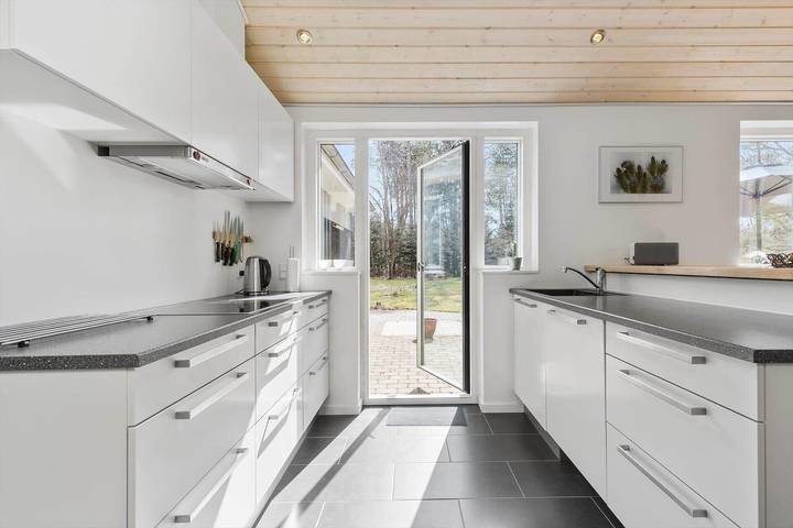 8302 Kolind - Falkevej 34 in Kolind, Rønde