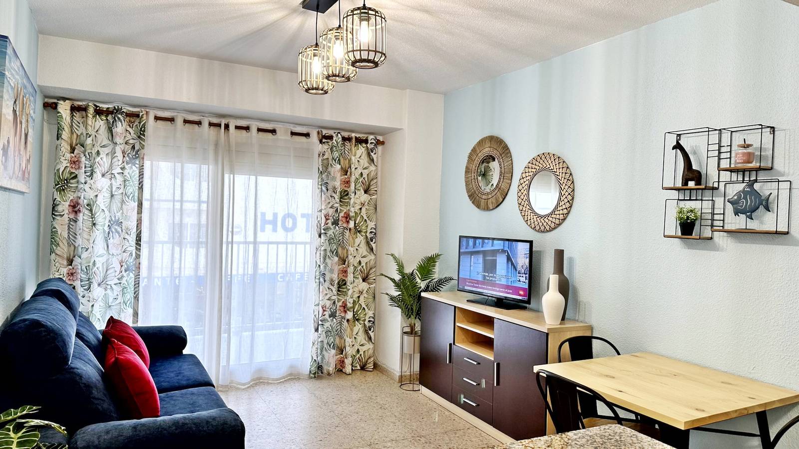 Apartamento entero, Apartamento de vacaciones para 4 personas con balcón in Playa de Gandía, Costa de Valencia