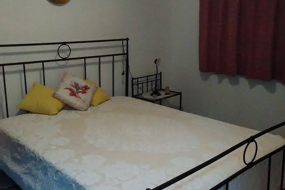 Alquiler de habitaciones / Piso Compartido in Redondo, Distrito de Évora