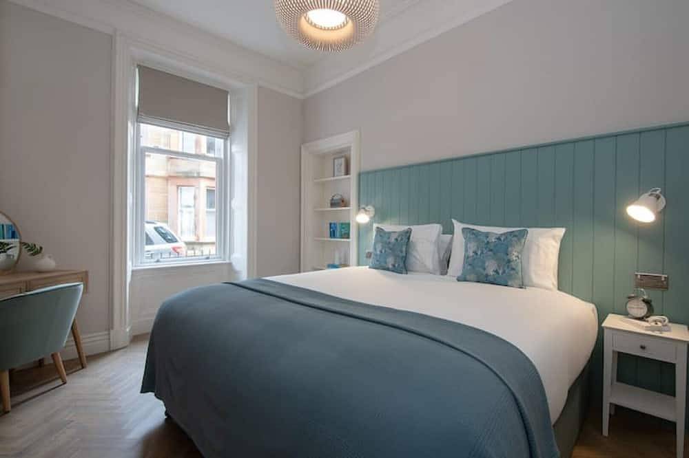 Entire apartment, Next To The Beach - North Berwick  (30 mins via train from Edinburgh) in North Berwick, Edinburgh and Lothian