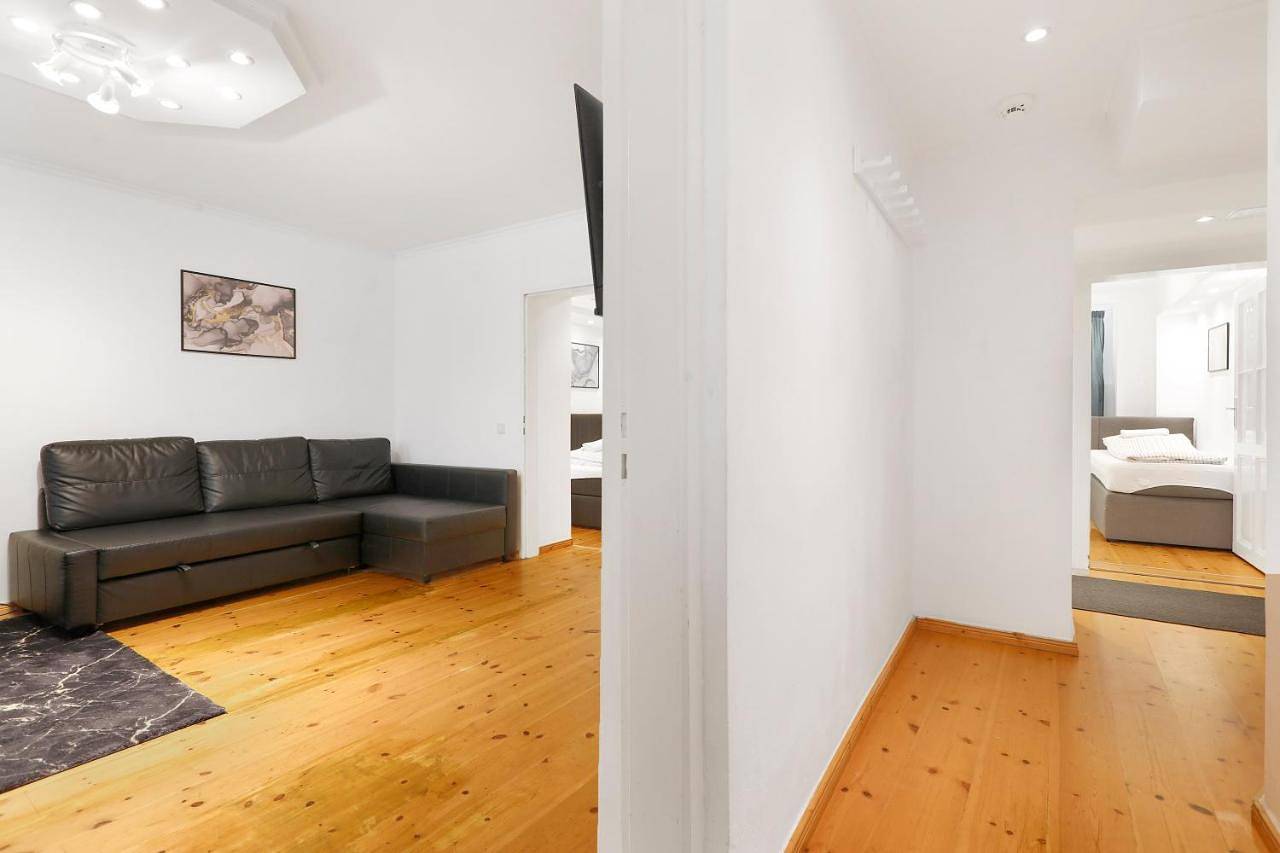Apartamento entero, Three-Bedroom Apartment in Centro de Berlín, Berlín