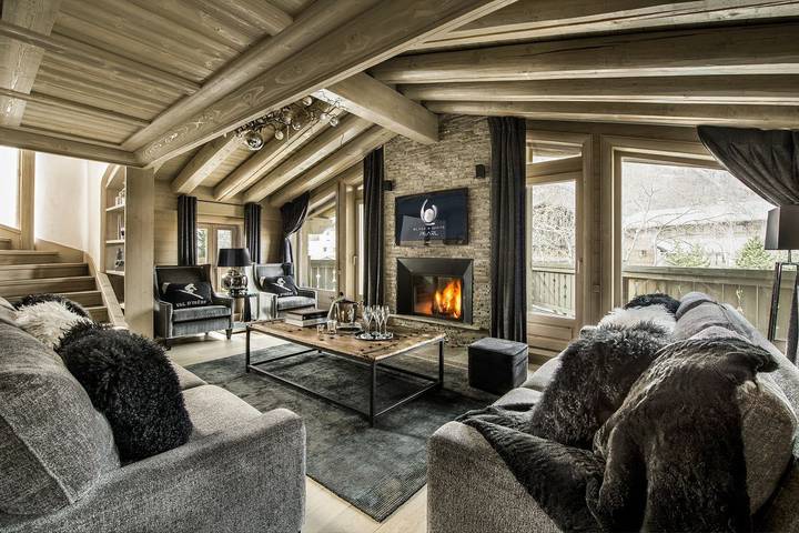 Chalet voor 10 personen, with terras and tuin as well as sauna in Val-d'Isère