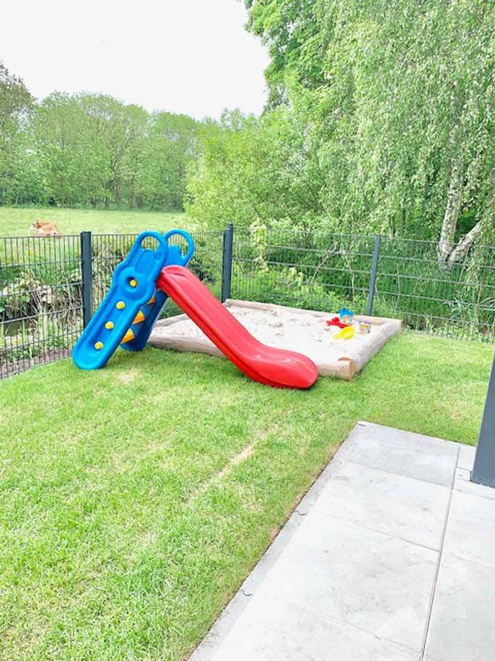 Ferienhaus für 6 Personen, mit Whirlpool und Terrasse sowie Garten und Pool in Jade - 2