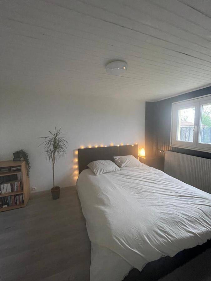 Appartement entier, Two-Bedroom Apartment in Saint-Maurice-de-Lignon, Haute-Loire