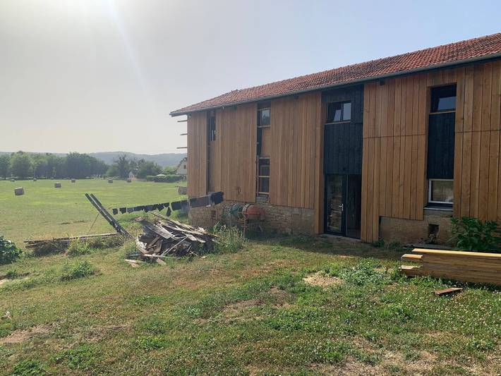 Gîte pour 2 personnes, avec balcon/terrasse et vue, animaux acceptés à Trémolat