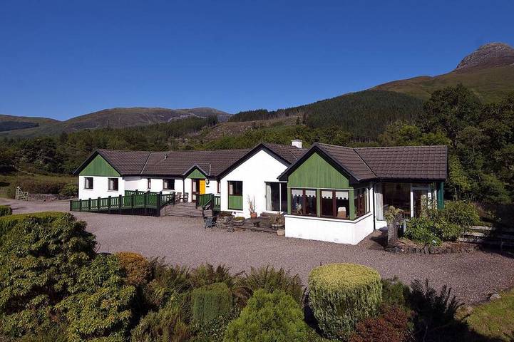 Holiday rental for 6 people, with terrace and garden in Glencoe
