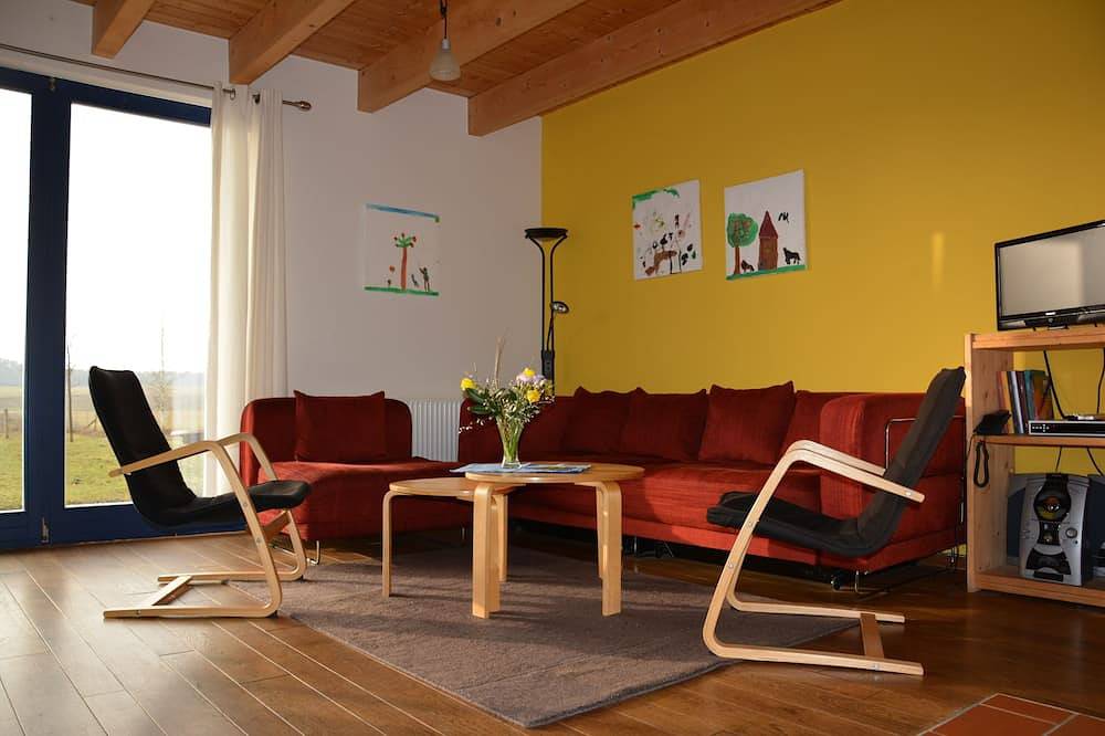 Ganze Wohnung, Frei stehendes Ferienhaus mit Blick auf herrliche Landschaft in Zempow, Wittstock/Dosse