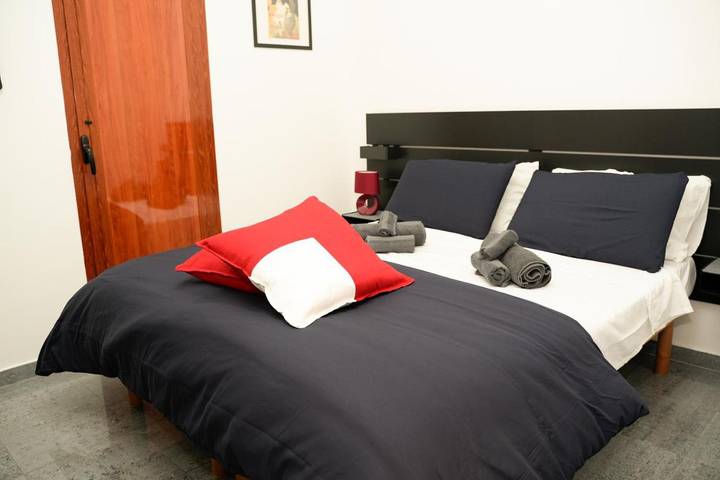Apartamento de vacaciones para 7 personas, con vistas y balcón, Familias con niños - 1