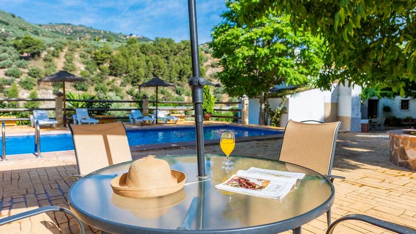 Casa rural para 12 personas, con piscina y balcón/terraza, Se admiten mascotas en Montefrío - 4