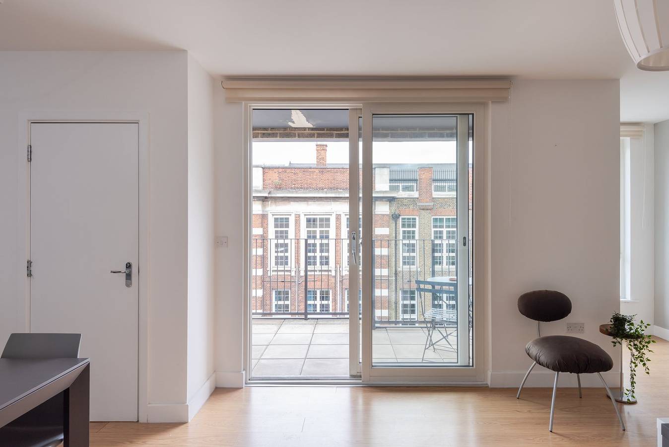 Ganze Wohnung, Ferienwohnung für 4 Personen mit Balkon in Tower Hamlets, London