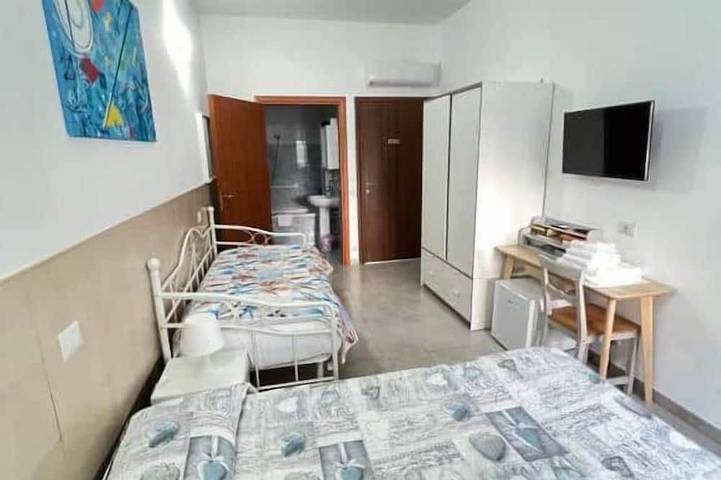 Chambre Double de Luxe avec Baignoire in Sabaudia, Agro Pontino