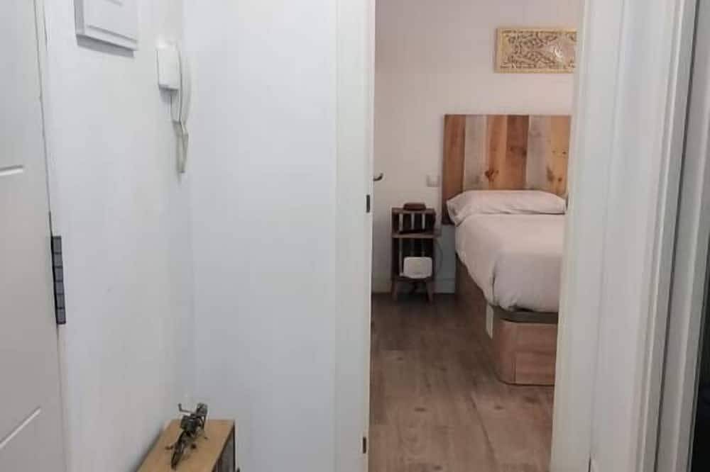Entire apartment, The Cellar of Reconquista in Saragossa, Saragossa Province