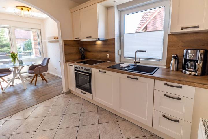 Ferienwohnung für 2 Personen, mit Terrasse in Greetsiel - 3