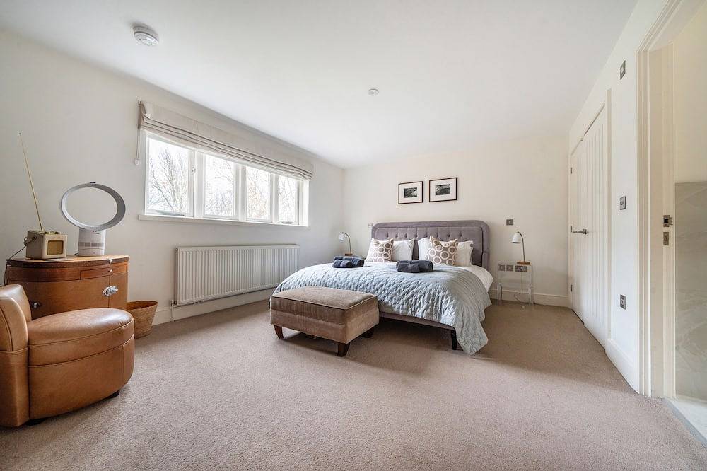 Orchard House 3 bedrooms - sleeps 6 guests  in 3 bedrooms in Burnham Market, Norfolk Coast
