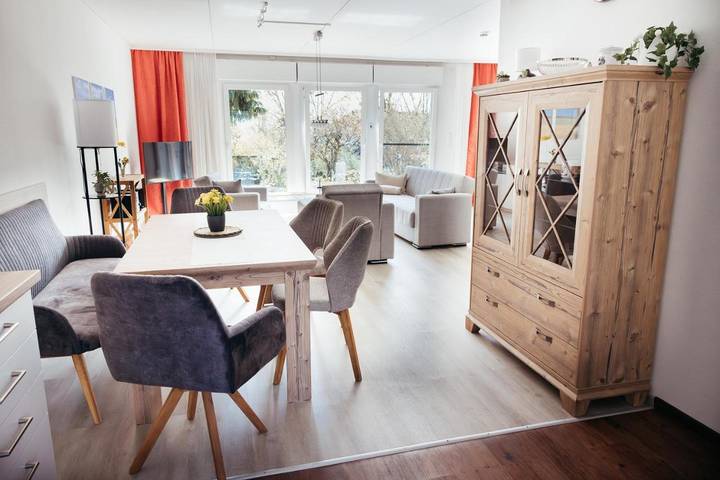 Ferienwohnung für 2 Personen, mit Terrasse und Garten sowie Ausblick
