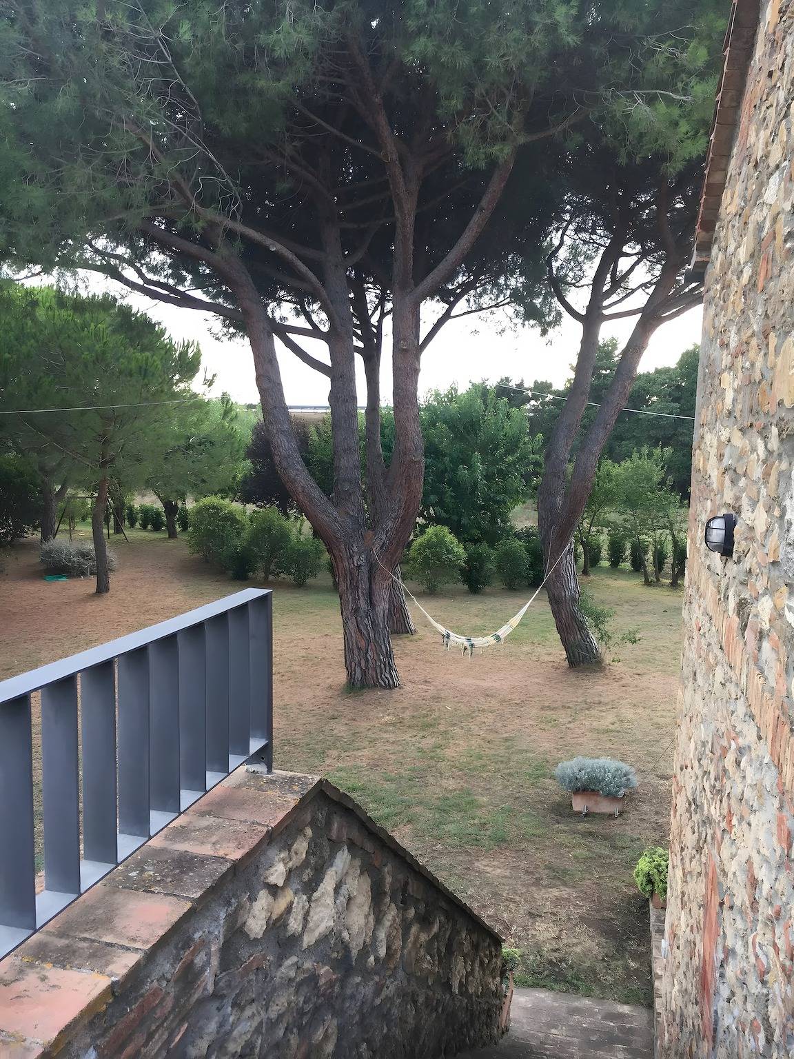 Appartamento intero, Appartamento 'Terrazzo' con terrazza privata, giardino in comune e Wi-Fi in Bibbona, Costa degli Etruschi