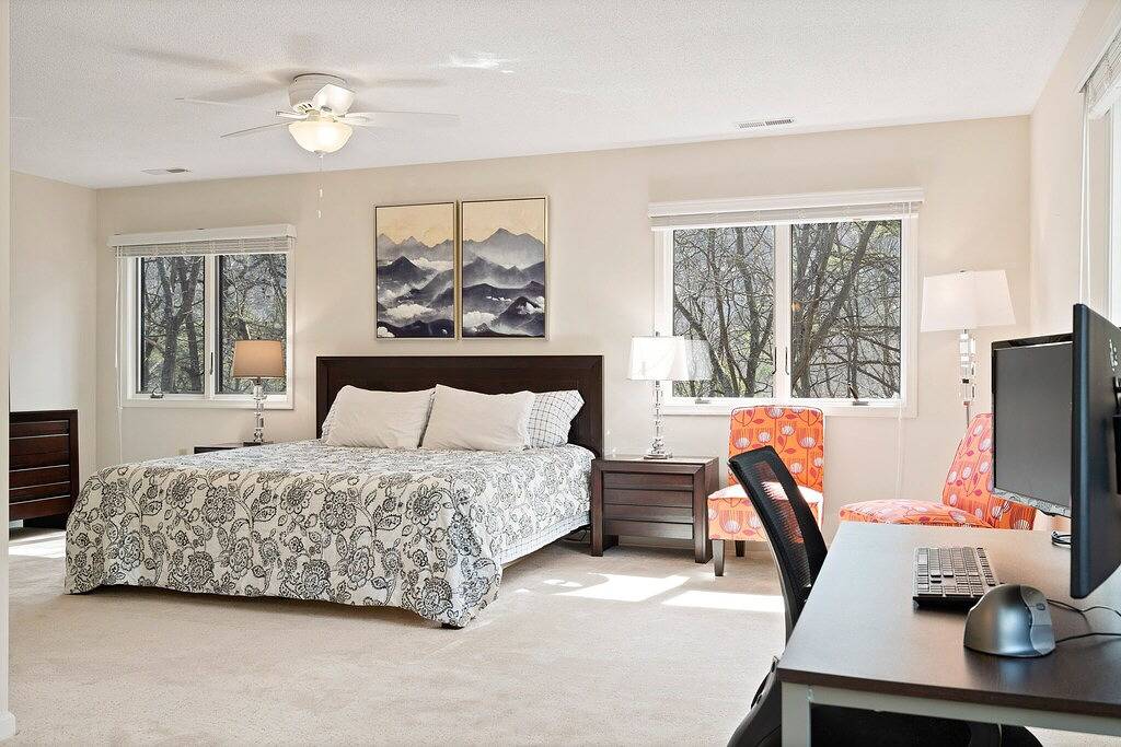 Hidden Haven - Kids friendly home, Great Location, Extended Deck, Outdoor Dining in Massanutten, Blue Ridge Mountains