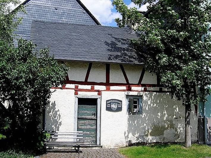 Ferienwohnung für 4 Personen, mit Terrasse und Garten