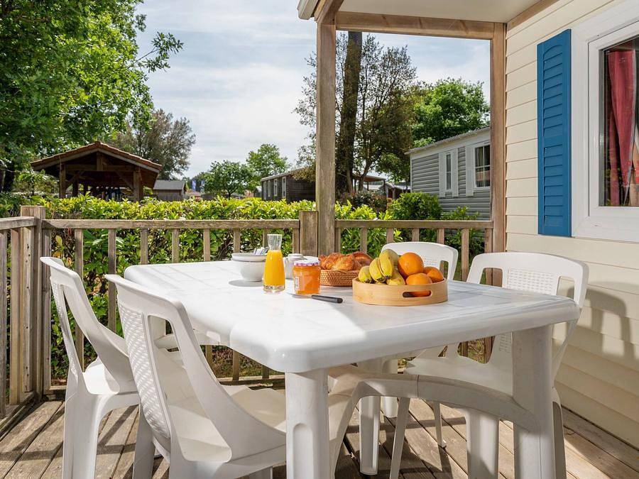 Camping Le Soleil des Landes - Mobilhome 6 personnes - Mobil-home | Classic | 2 Ch. | 4/6 Pers. | Terrasse simple in Lit-et-Mixe, Côte d’Argent