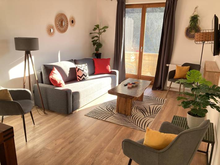 Ganze Wohnung, Ferienwohnung mit Privatstrand an einem Alpensee in Feld am See, Villach-Land